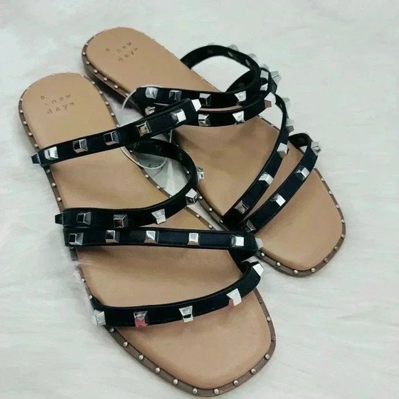 a new day Shoes - A New Day Women’s Hollis Black Sandals size 8